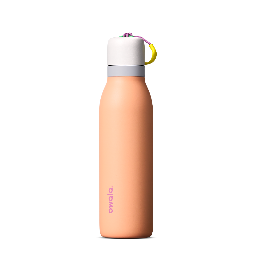 FreeSip® Twist CA - A Better Take on Owala